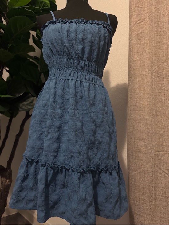 june & hudson Dresses & Skirts - June & Hudson Blue Textured Smocked Midi Dress Size S